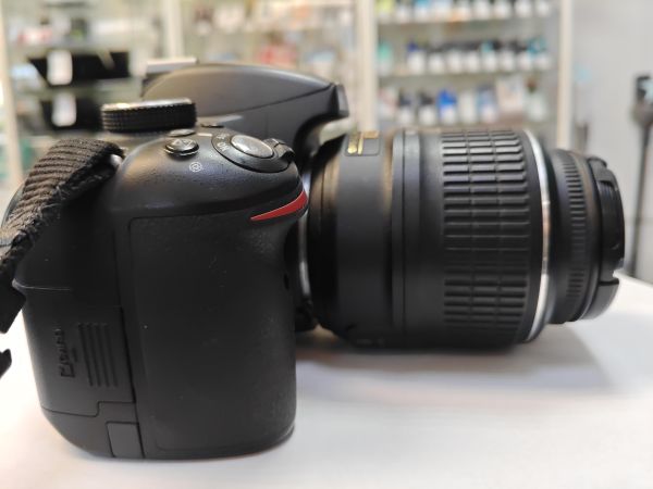 Купить Nikon D3200 Kit с СЗУ в Черемхово за 11950 руб.
