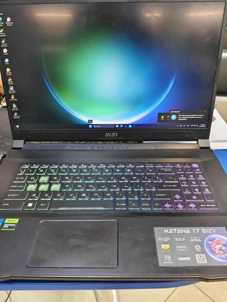 Купить MSI Katana 17 B12VEK-268XRU в Черемхово за 56100 руб.