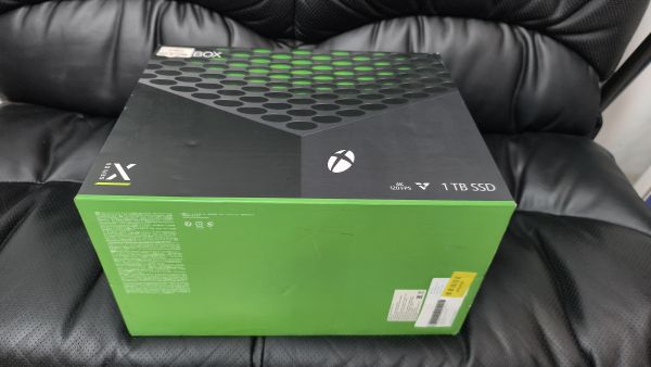 Купить Microsoft Xbox Series X 1000GB в Черемхово за 36300 руб.