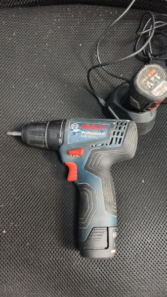 Купить Bosch GSR 120-LI Professional с СЗУ в Черемхово за 2700 руб.