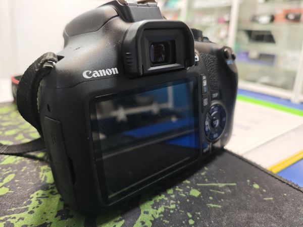 Купить Canon EOS 2000D (DS126741) kit с СЗУ в Черемхово за 20600 руб.