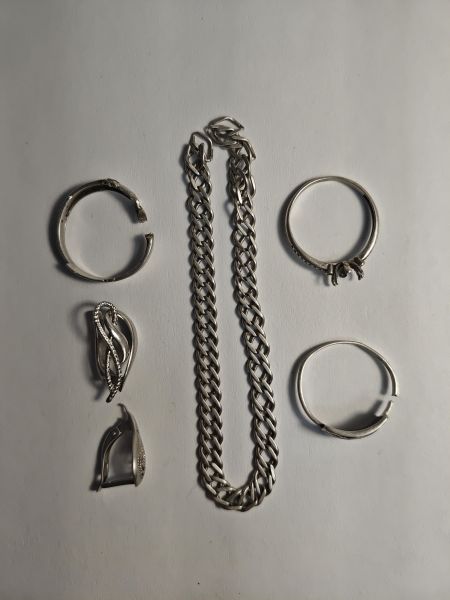 Купить Лом или горсть серебро 925 11,90g, вес изделия 13.4g в Черемхово за 1050 руб.