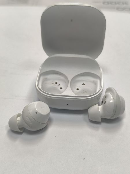 Купить Samsung Galaxy Buds Core (SM-R410) в Черемхово за 2000 руб.