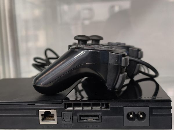 Купить Sony PlayStation 2 Slim (SCPH-90008) в Черемхово за 2800 руб.