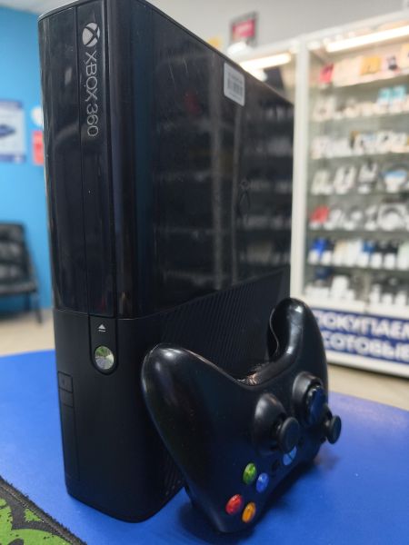 Купить Microsoft Xbox 360 E 250GB (1538) в Черемхово за 6300 руб.