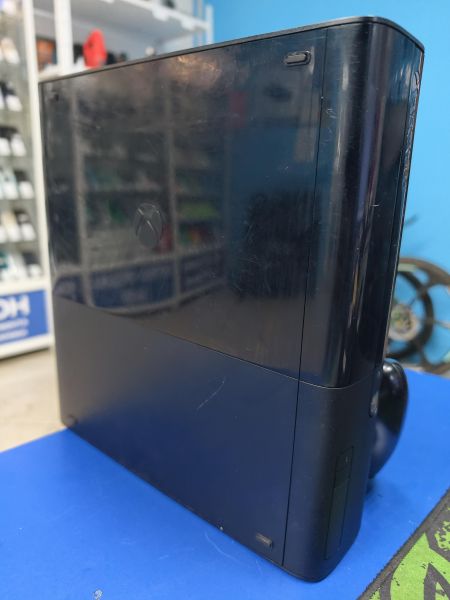 Купить Microsoft Xbox 360 E 250GB (1538) в Черемхово за 6300 руб.
