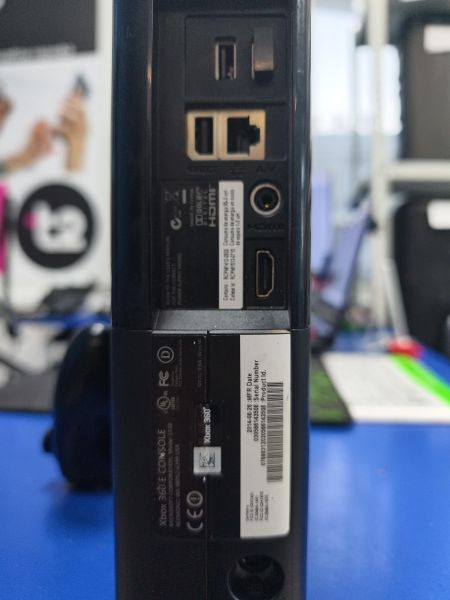 Купить Microsoft Xbox 360 E 250GB (1538) в Черемхово за 6300 руб.
