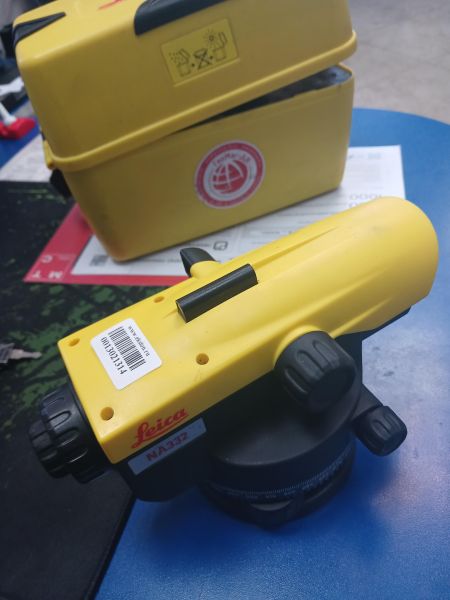 Купить Leica NA 332 в Черемхово за 3400 руб.