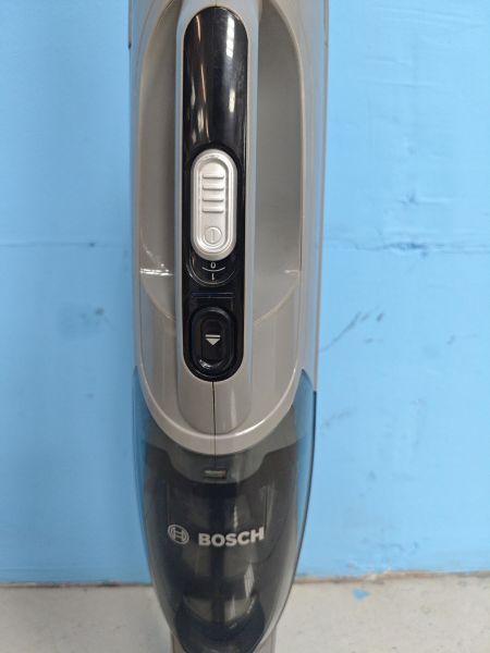 вертикальный пылесос Bosch Readyyy Serie 2 BBHF214G в Черемхово
