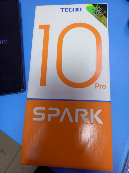 Купить TECNO Spark 10 Pro 8/128GB (KI7) Duos в Улан-Удэ за 6199 руб.