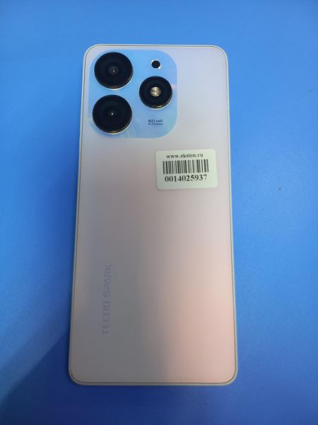 Купить TECNO Spark 10 Pro 8/128GB (KI7) Duos в Чита за 8099 руб.