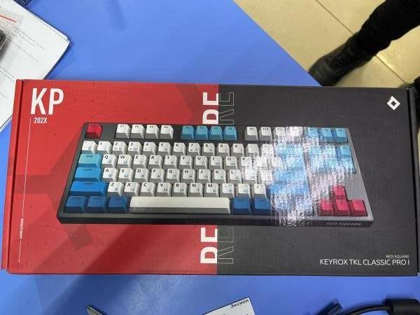 Купить Red Square Keyrox TKL Classic Pro I (RSQ-20025) в Чита за 2299 руб.