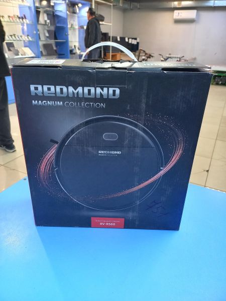 Купить Redmond RV-R560 с СЗУ в Чита за 1800 руб.