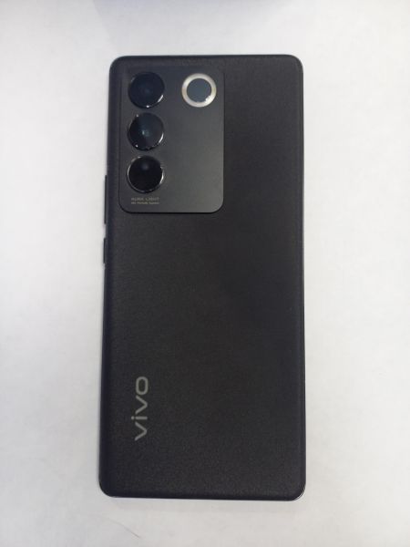 Купить Vivo V27 8/256GB (V2231) Duos в Чита за 18100 руб.