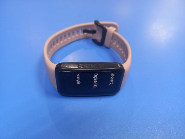Купить Honor Band 6 (ARG-B39) с СЗУ в Чита за 500 руб.