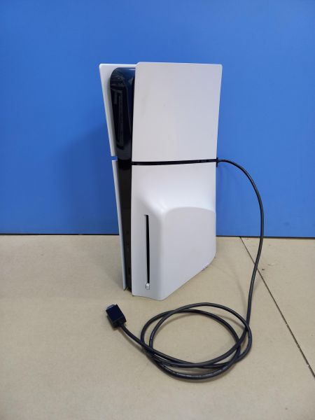 Купить Sony PlayStation 5 Slim 1TB (CFI-2000, с дисководом) в Чита за 34550 руб.