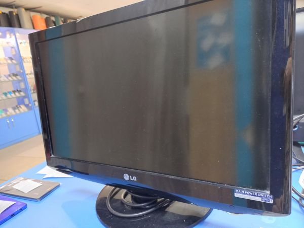 Купить LG 22LD320 в Чита за 4000 руб.