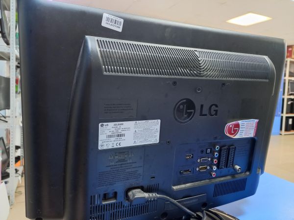 Купить LG 22LD320 в Чита за 4000 руб.
