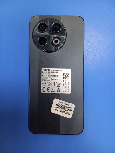 Купить TECNO Spark 30 Pro 8/256GB (KL7) Duos в Чита за 8650 руб.