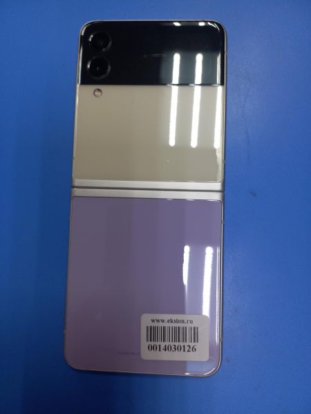 Купить Samsung Galaxy Z Flip 3 5G 8/256GB (F711B) в Чита за 19700 руб.