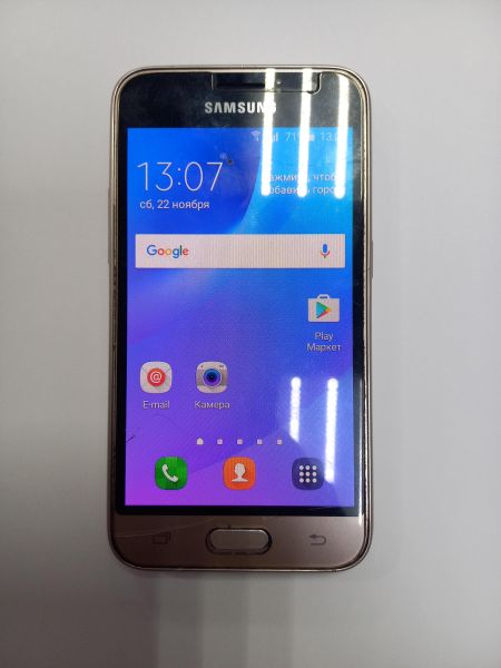Купить Samsung Galaxy J1 2016 (J120F) Duos в Чита за 800 руб.