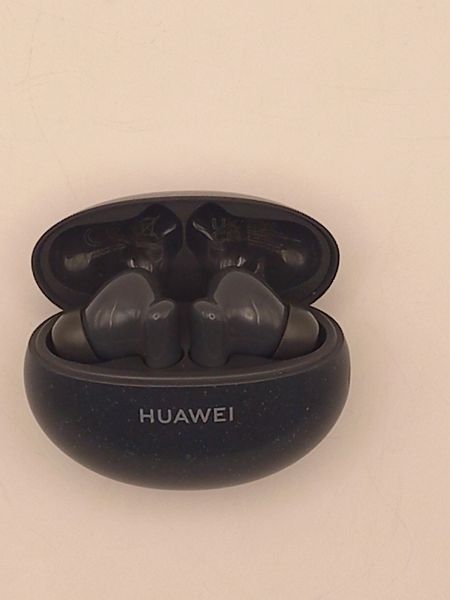 Купить Huawei Freebuds 5i (T0014L) в Чита за 1100 руб.