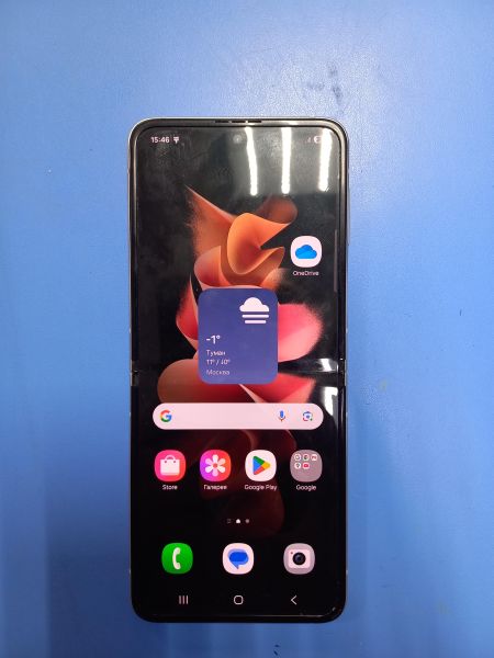 Купить Samsung Galaxy Z Flip 3 5G 8/256GB (F711B) в Чита за 19700 руб.