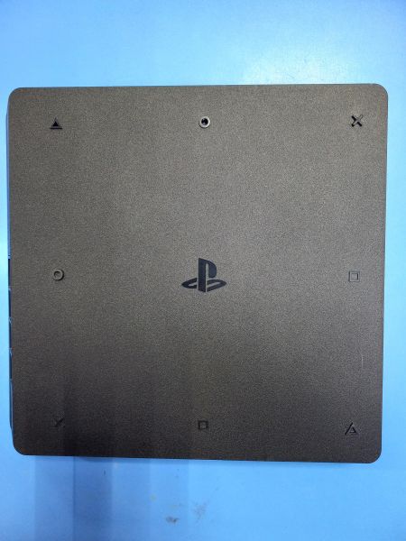Купить Sony PlayStation 4 Slim 1TB (CUH-2208B) в Чита за 16800 руб.
