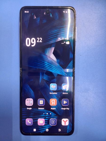 Купить TECNO Phantom V Flip 8/256GB (AD11) в Чита за 15800 руб.