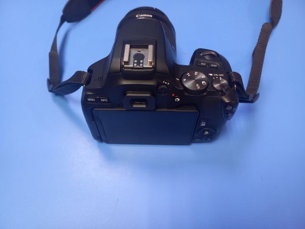фотоаппарат Canon EOS 250D (DS126761) kit с СЗУ в Чита
