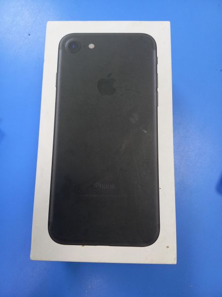 сотовый телефон Apple iPhone 7 32GB в Чита