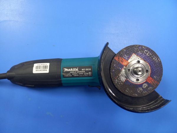 шлифмашина угловая сетевая Реплика Makita MT-5030 в Чита