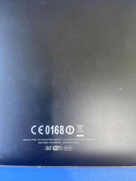 Купить Samsung Galaxy Tab 10.1 64GB (P7500) (с SIM) в Иркутск за 1499 руб.