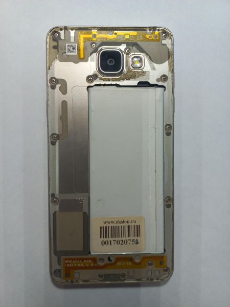 Купить Samsung Galaxy A5 2016 2/16GB (A510F) Duos в Иркутск за 1600 руб.