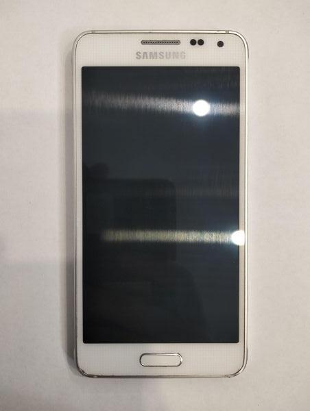 Купить Samsung Galaxy Alpha 2/32GB (G850F) в Усолье-Сибирское за 2399 руб.