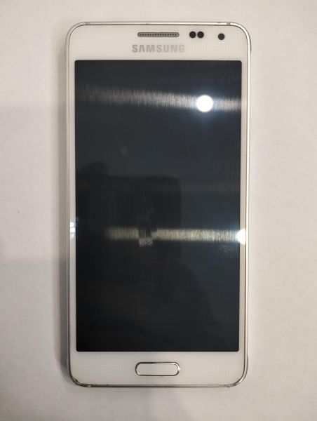 Купить Samsung Galaxy Alpha 2/32GB (G850F) в Усолье-Сибирское за 2399 руб.