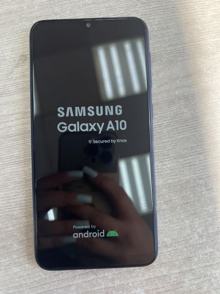 Купить Samsung Galaxy A10 2019 2/32GB (A105F) Duos в Иркутск за 1700 руб.