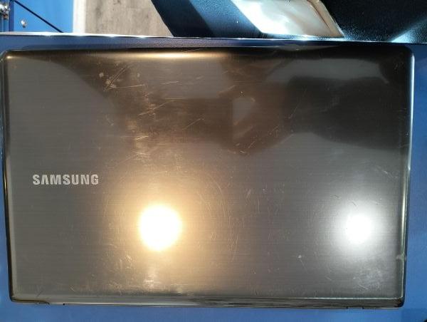 Купить Samsung NP350V5C i7-3630QM/HD 7600M/8GB RAM/SSD 240 GB) в Екатеринбург за 14199 руб.