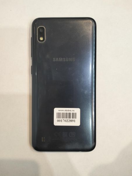 Купить Samsung Galaxy A10 2019 2/32GB (A105F) Duos в Екатеринбург за 3199 руб.