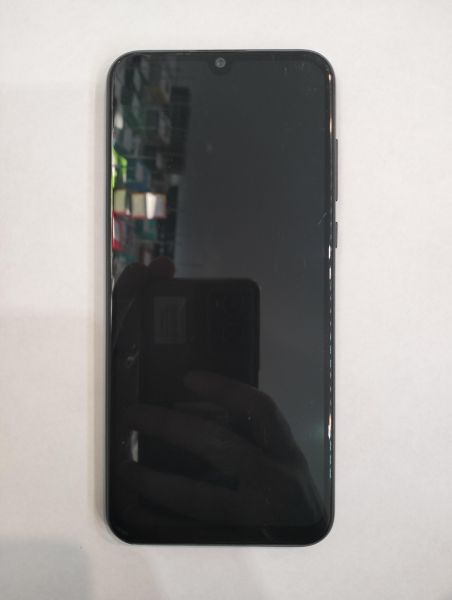 Купить Huawei Y8p 4/128GB (AQM-LX1) Duos в Екатеринбург за 3899 руб.