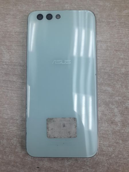Купить ASUS ZenFone 4 4/64GB (Z01KD) Duos в Иркутск за 3200 руб.