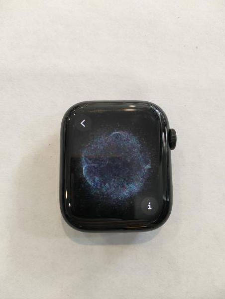 Купить Apple Watch Series 8 45mm (A2771) с СЗУ в Екатеринбург за 9600 руб.