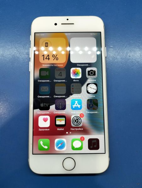 Купить Apple iPhone 7 128GB в Екатеринбург за 5199 руб.