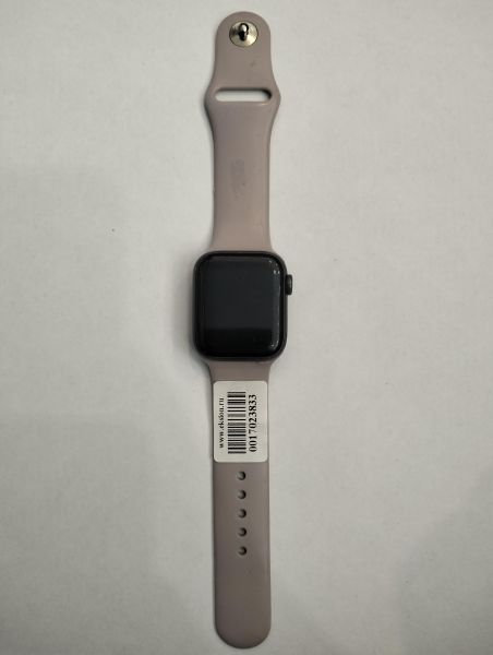 Купить Apple Watch SE 40mm (A2351) с СЗУ в Екатеринбург за 3900 руб.