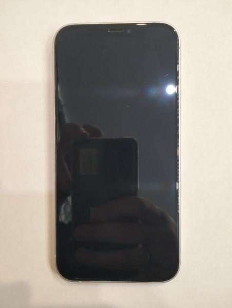 Купить Apple iPhone 12 128GB в Екатеринбург за 20500 руб.