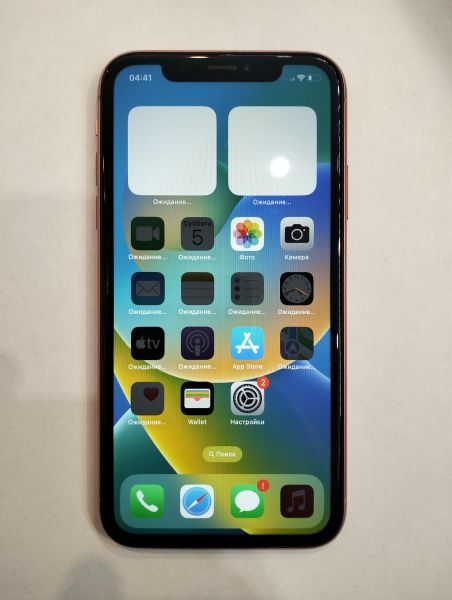 Купить Apple iPhone XR 64GB в Екатеринбург за 7900 руб.