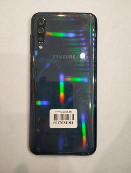 Купить Samsung Galaxy A50 2019 4/64GB (A505FN) Duos в Екатеринбург за 4200 руб.