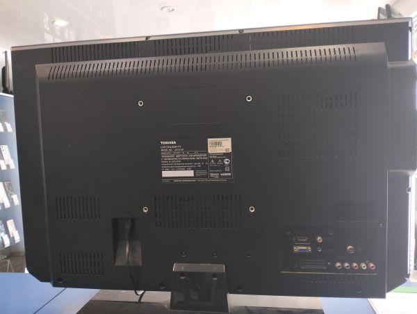Купить Toshiba 32EL833R в Екатеринбург за 6400 руб.