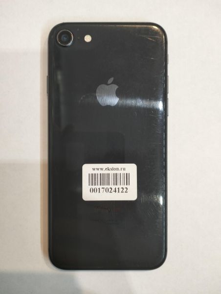 Купить Apple iPhone 8 64GB в Екатеринбург за 5400 руб.