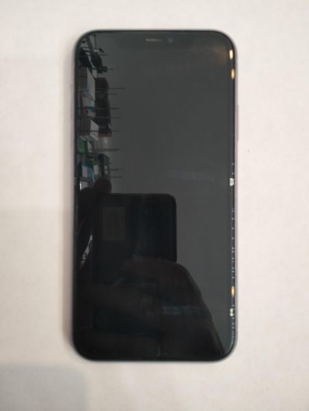 Купить Apple iPhone 11 64GB в Екатеринбург за 13450 руб.